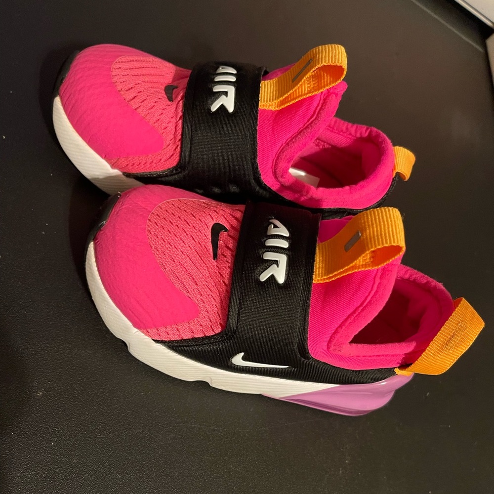 Girls Nike Shoes!